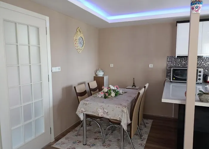 Defne Semesterbostad *